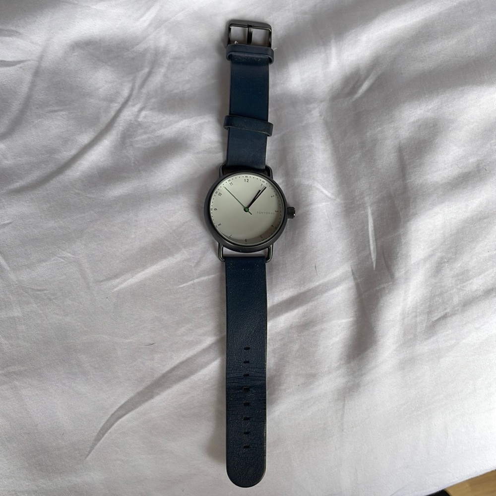 TOKYObay navy watch with white dial!